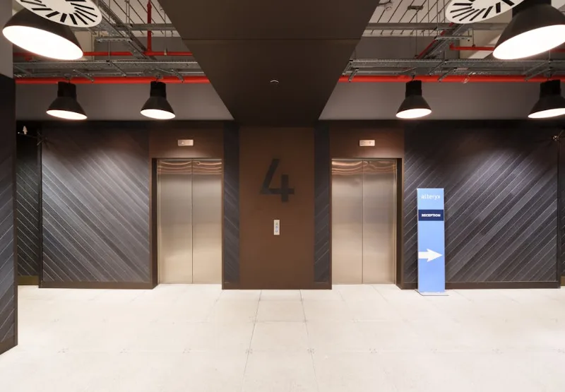Space 3